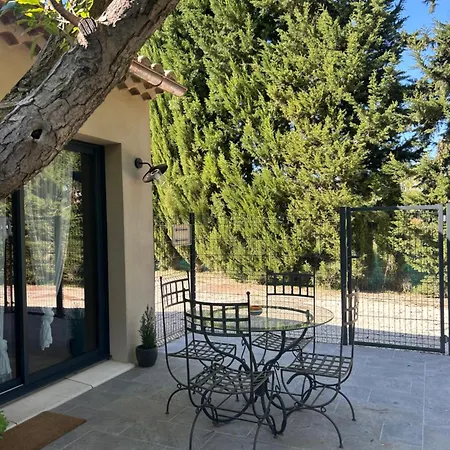 Nyaraló Maison Provencale Proche Du Codolet