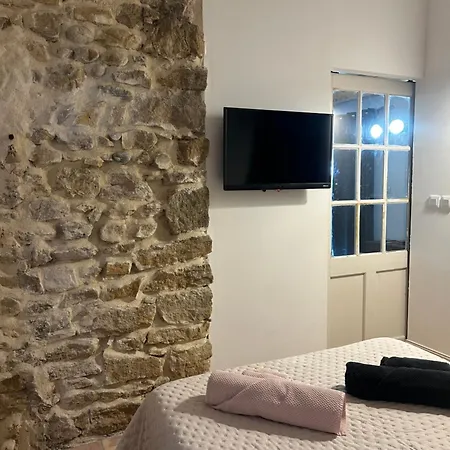 Maison Provencale Proche Du *