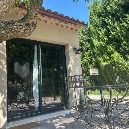 Maison Provencale Proche Du